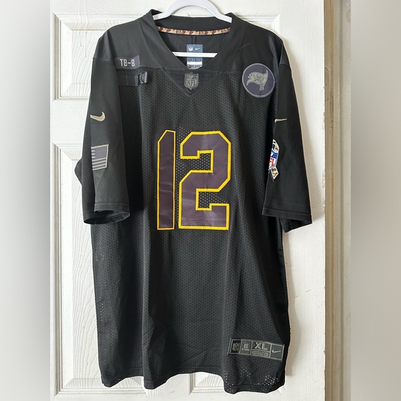 💛Tampa Bay Buccaneers Size XL - Picture 2 of 2